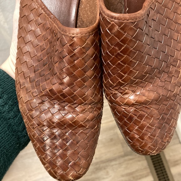 Nicole Mules - Picture 6 of 6